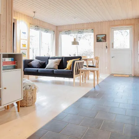 5 Person In Dannemare-by Traum * Dannemare