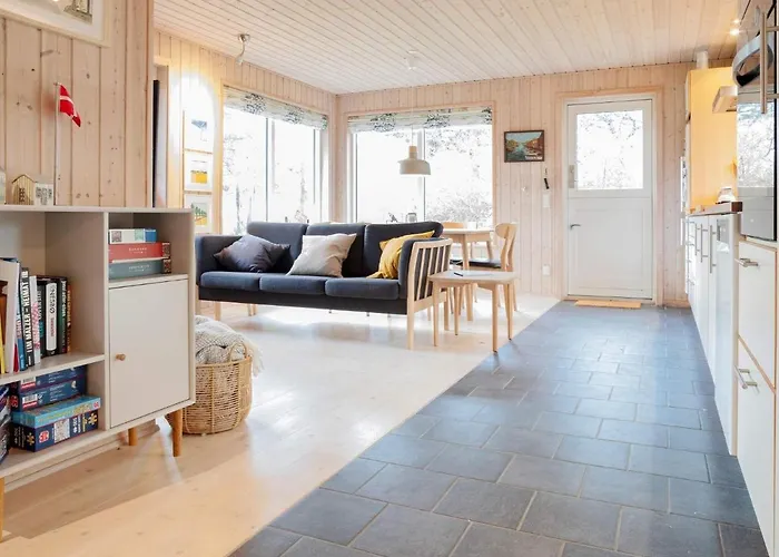 5 Person In Dannemare-by Traum * Dannemare